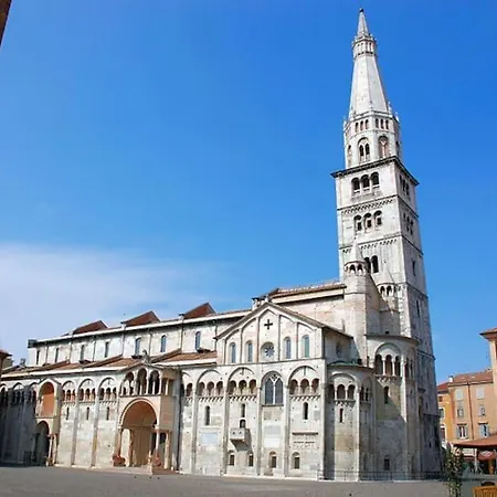 Harinero- Motor Valley - & Private