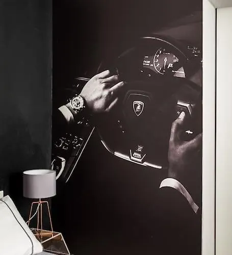 Harinero- Motor Valley - & Private サンターガタ・ボロニェーゼ